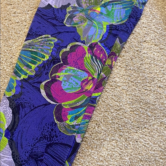 Soft Surroundings Leggings Purple Lime Green Tropical Floral Size SMALL - Picture 3 of 11